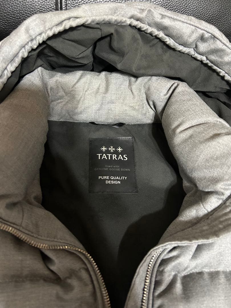 タトラス　ダウンベスト　LEONARDO 高級ライン　グレー