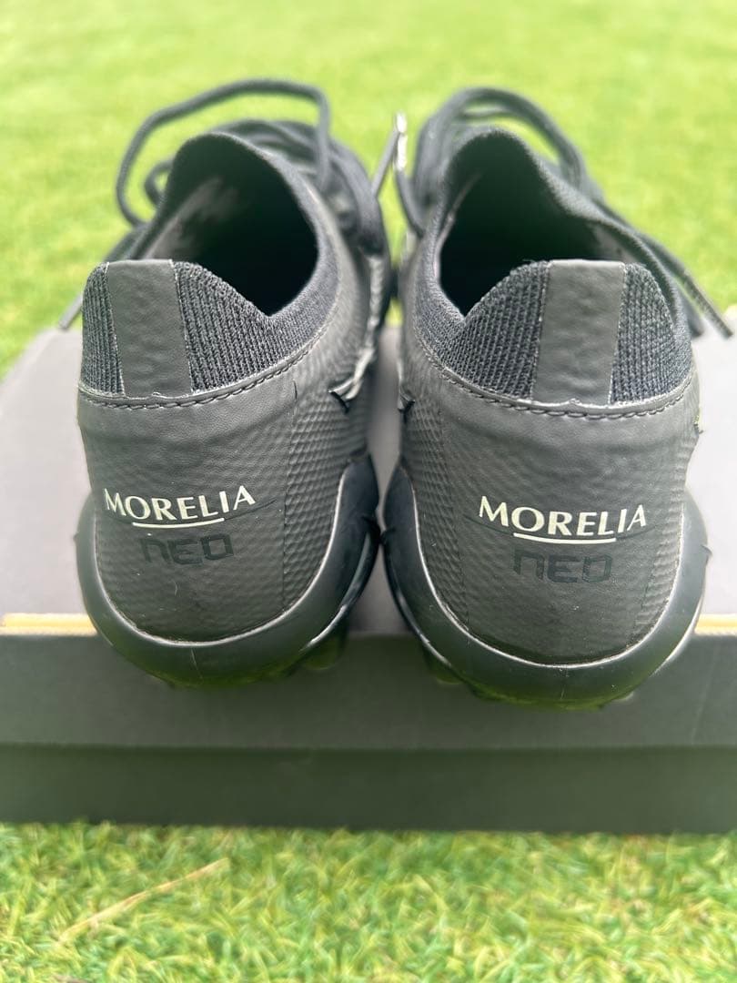試し履きのみ　ミズノ　モレリア ネオ 4 ベータ ジャパン24.5cm