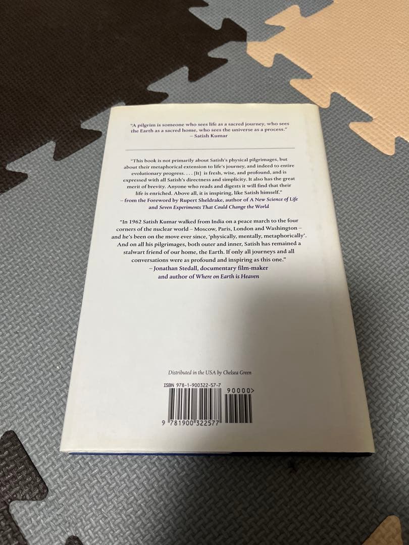 人文 EARTH PILGRIM SATISH KUMAR