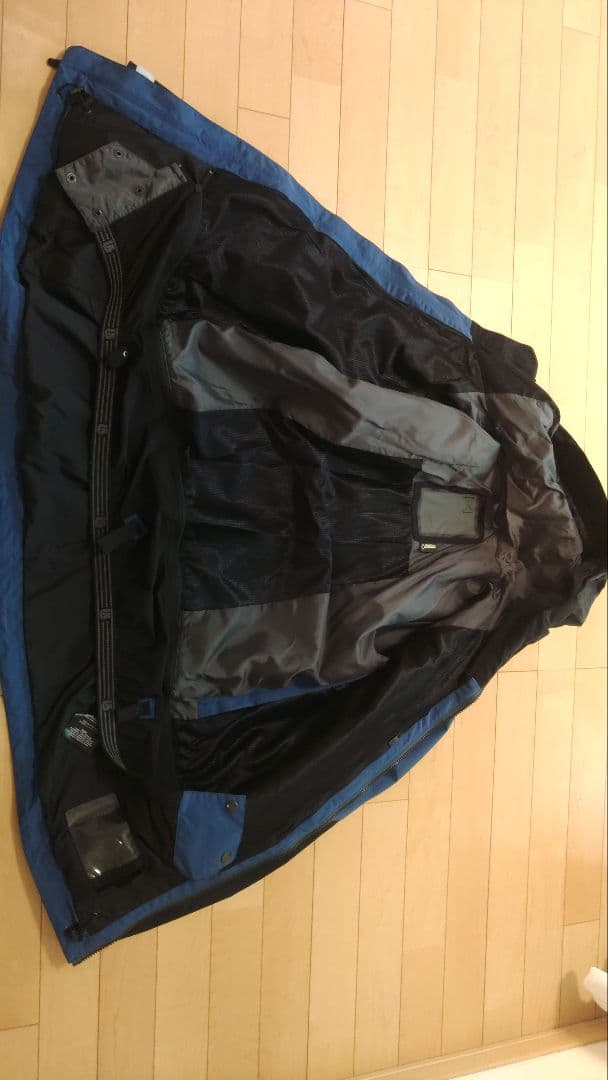 AK　ジャケット　GORE-TEX　紺