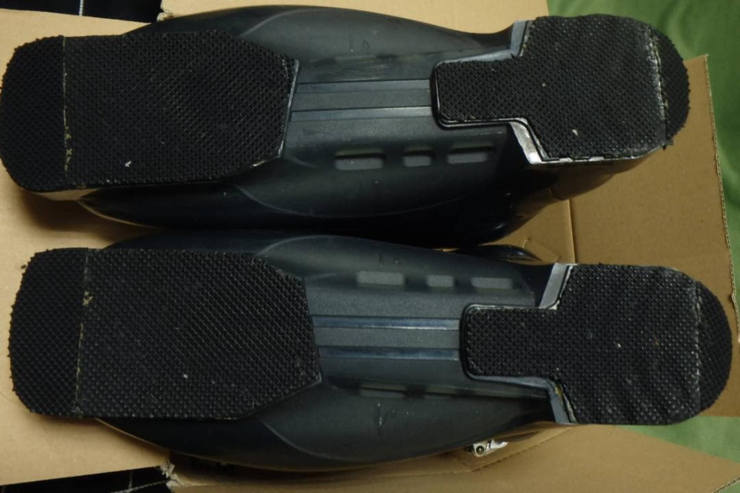 美品■■SALOMON・サロモン　スキーブーツFALCON GUN（27．5cm