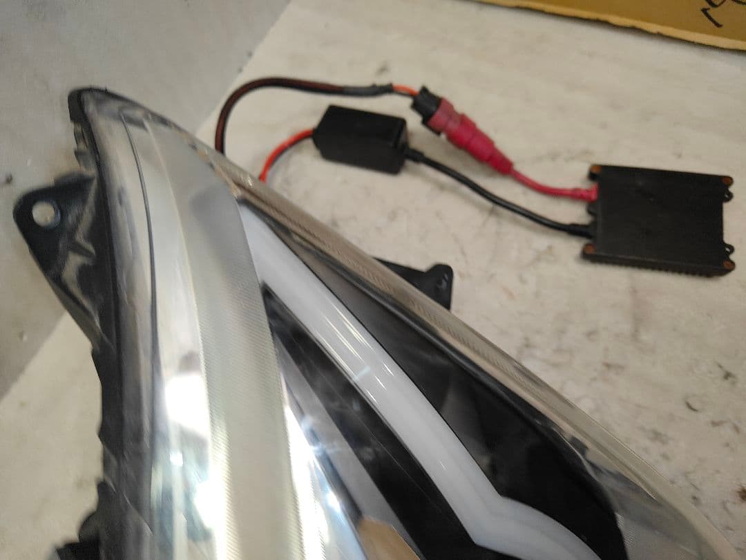 廃盤？SE44J 3型シグナスX スターナイト製？プロジェクターヘッドライト