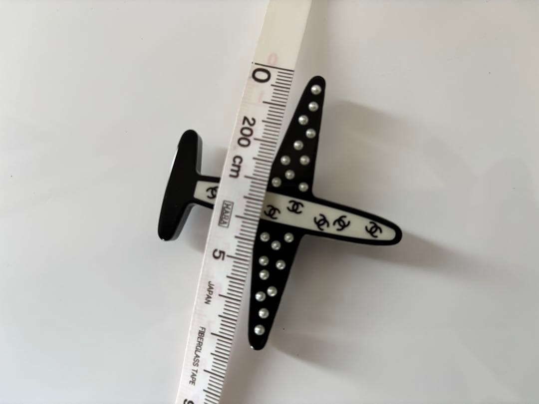 CHANEL シャネル エアライン レジンブローチ　【未使用品】