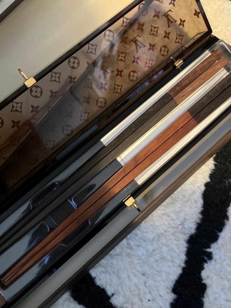 Louis Vuitton ルイヴィトン 箸セット ケース付き 非売品 未使用