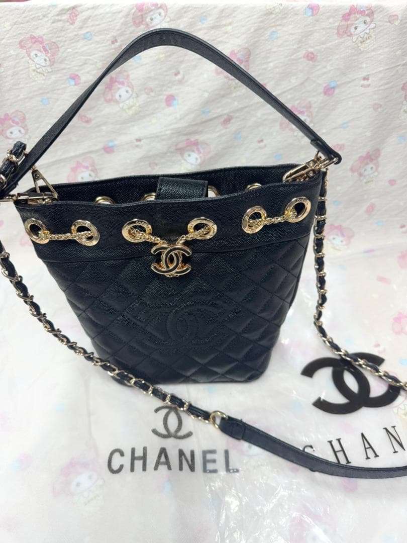 VIP限定✨ノベルティ✨ブラックレザー ショルダーバッグpoi