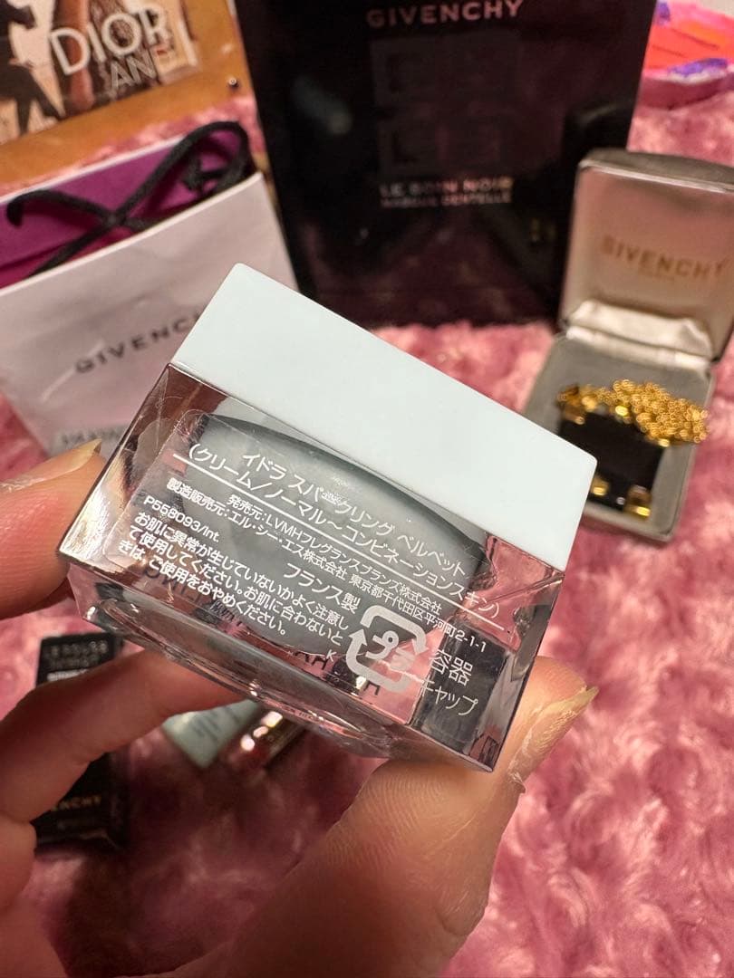 GIVENCHY セット