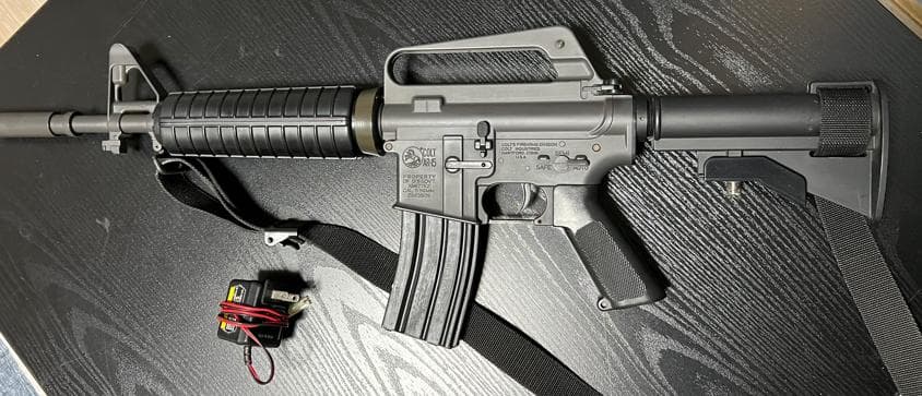 東京マルイ colt ar-15 電動ガン　バッグ付き