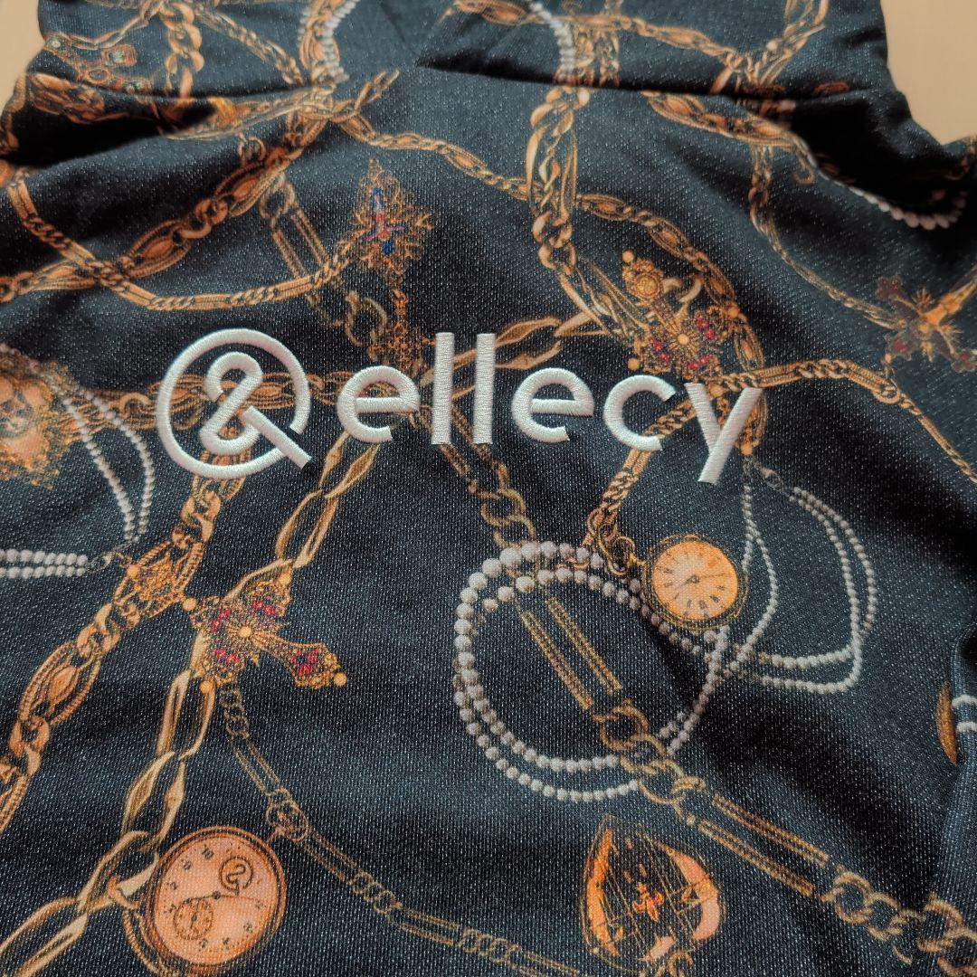 アンドエルシー　パーカー