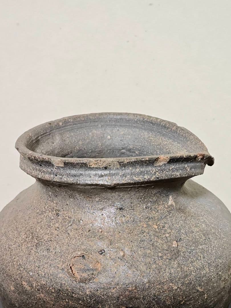 姿形の好い新羅から高麗の壺　須恵器　新羅　高句麗　高麗　片口壺　古代　花呼ぶ器