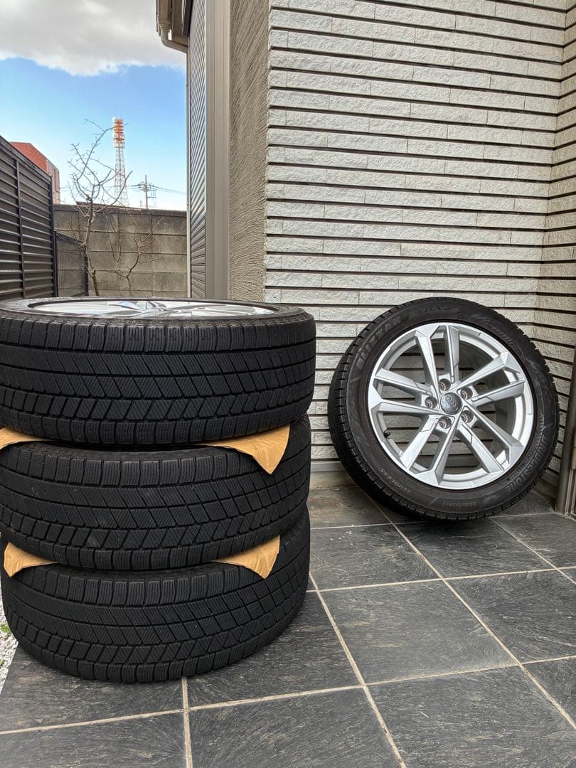 アウディA3純正17インチホイール 23年製ブリザックVRX3スタッドレス計4本