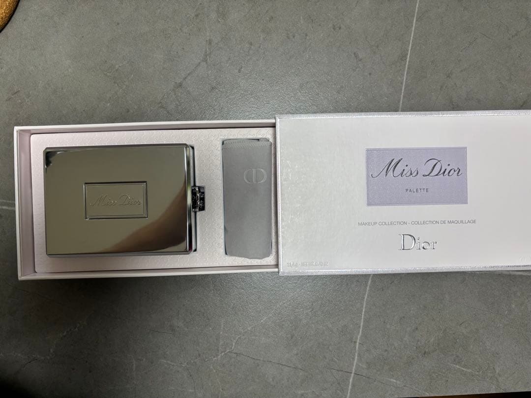 Miss Dior Palette アイシャドウパレット