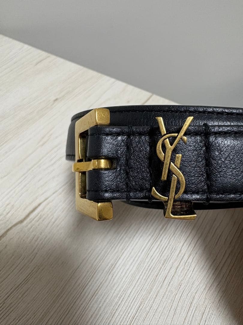 SAINT LAURENT（サンローラン）　ブラックレザーベルト