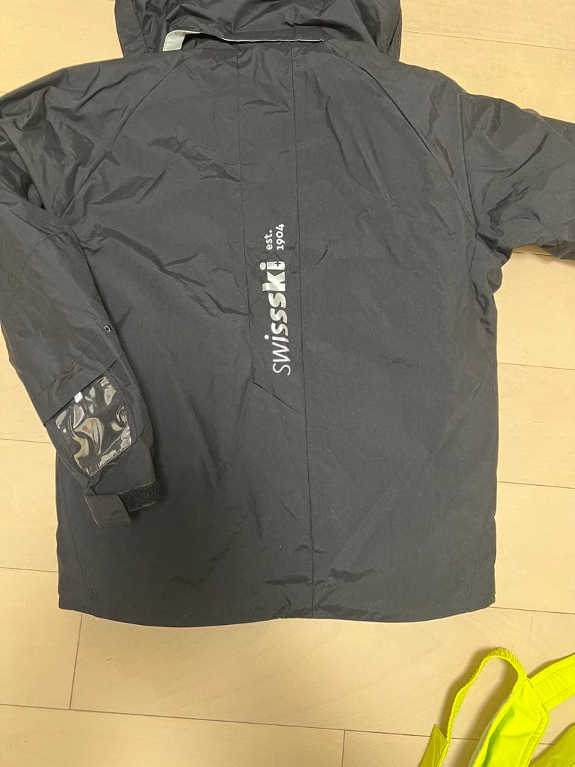 デサントジュニアスキーウエア160センチ