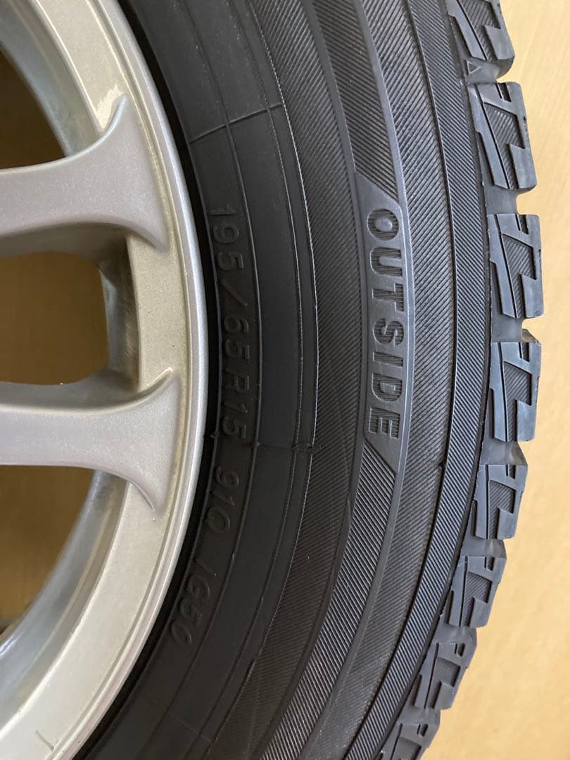 195/65R15 スタッドレスタイヤセット