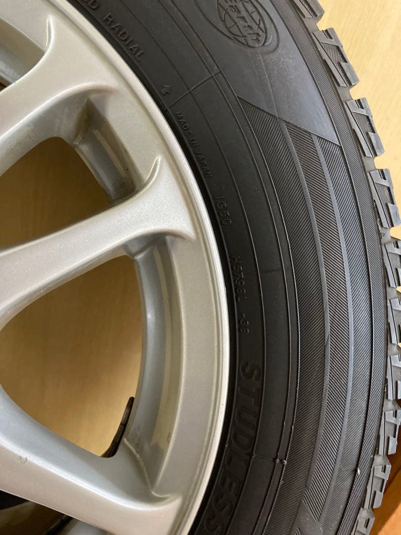 195/65R15 スタッドレスタイヤセット