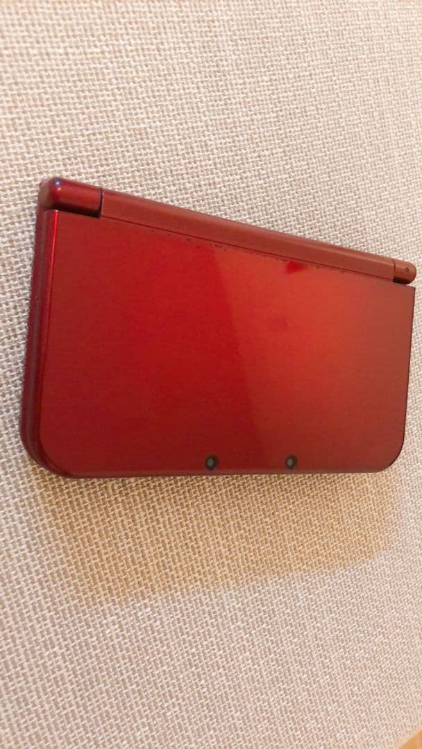 Newニンテンドー3DS LL メタリックレッド