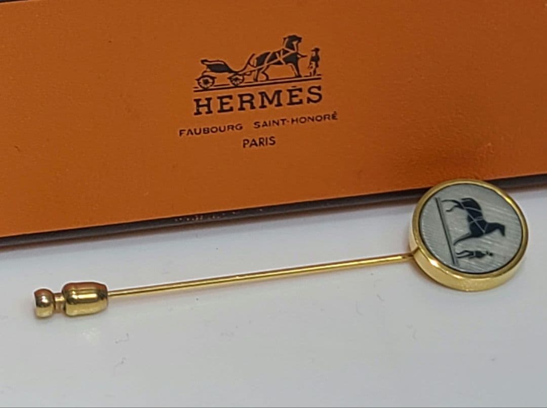 エルメス　ブローチ　チャーム　コロゾ　ゴールド