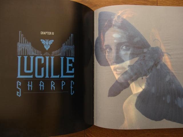 Crimson Peak： The Art of Darkness