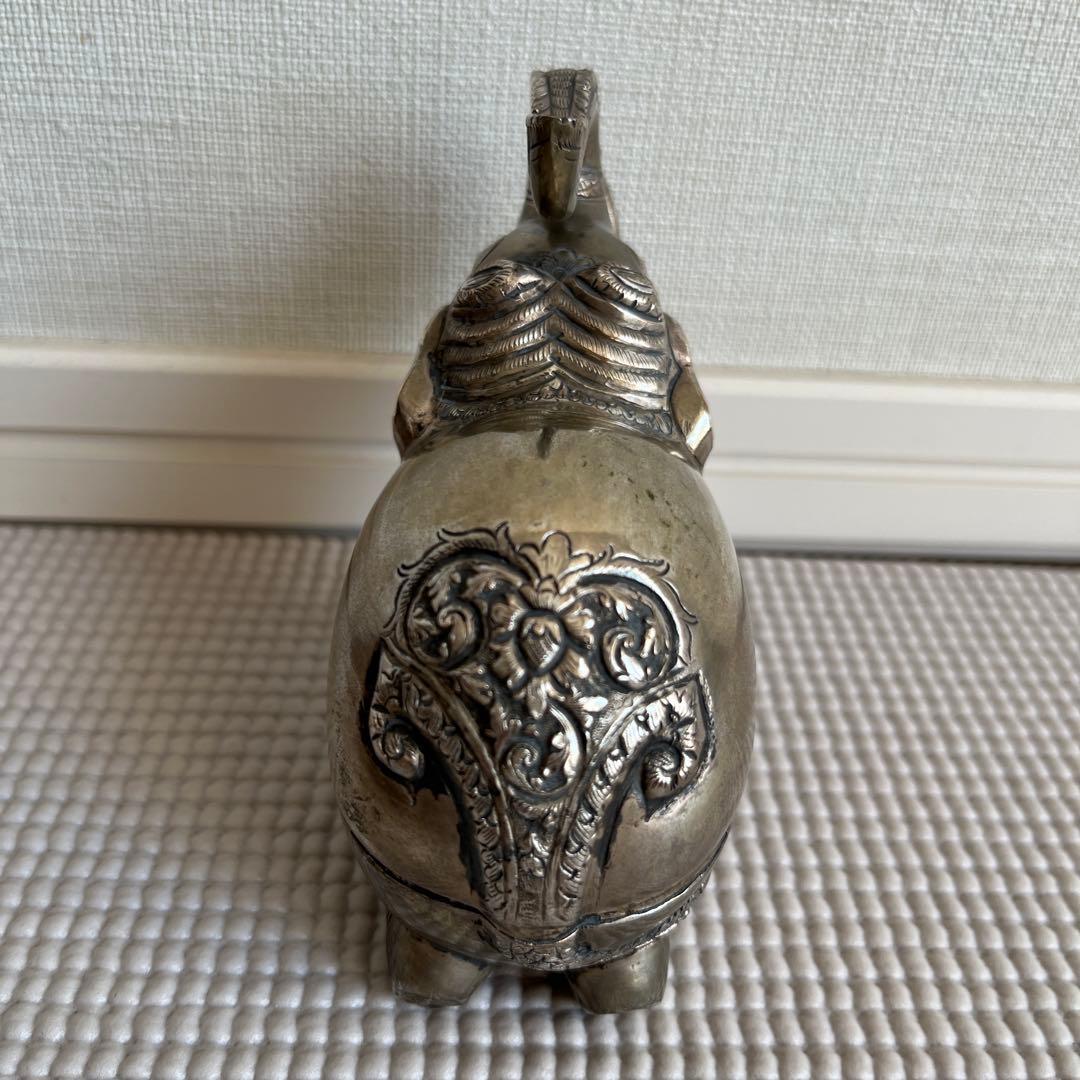 （最終価格）希少レア純銀90.0 重さ107ｇ　象小物入れ　装飾品置物　アジアン