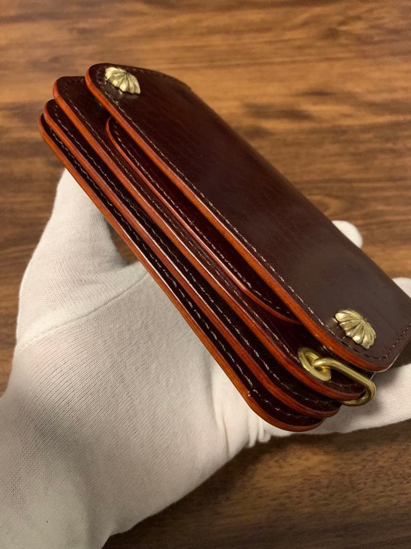 新喜皮革　ホースバット　トラッカーウォレット ミドル　CA008