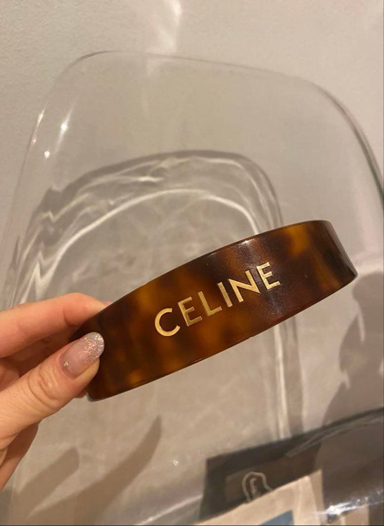 CELINEカチューシャ