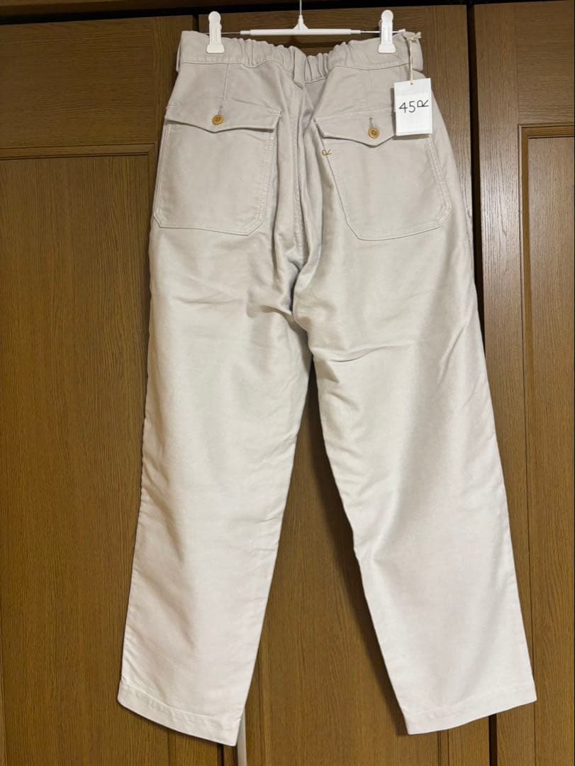 yumi様　45Rライトベージュ ストレートレッグ チノパン