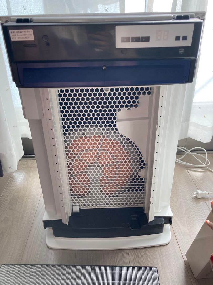 DAIKIN ダイキン 加湿空気清浄機 MCK70UE5-W 2018年製