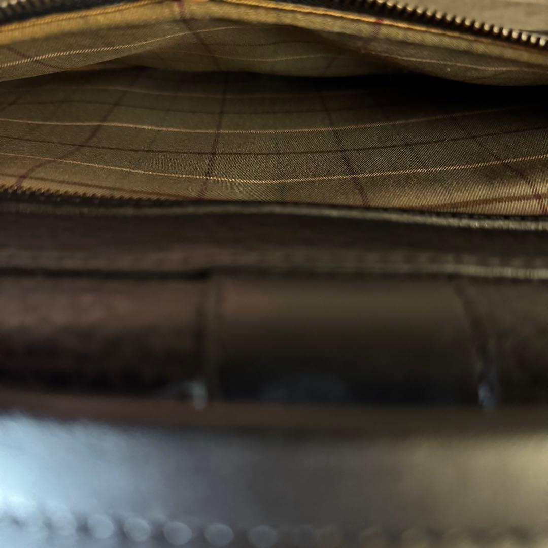 【美品】Burberry's ダレスバッグ　レザー　ビジネス　裏ノバチェック　黒