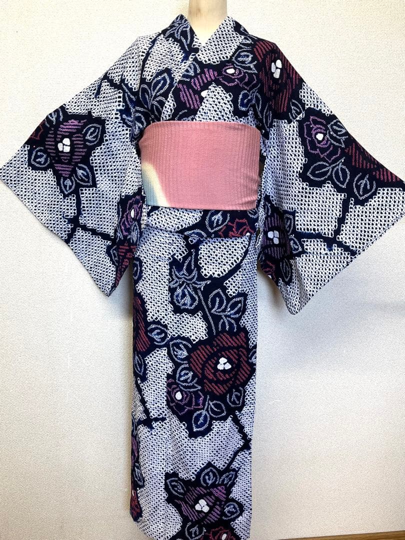 有松鳴海絞り　浴衣　薔薇　（207）