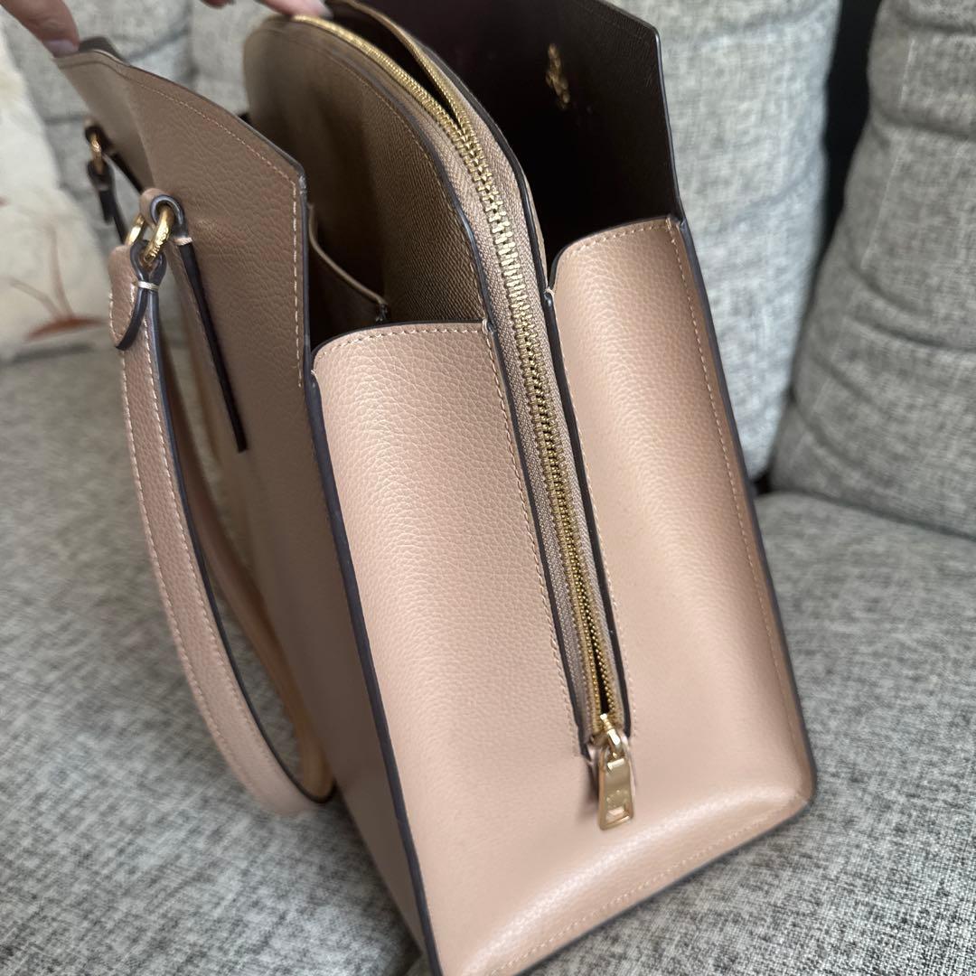 COACH ベージュ ビジネスバッグ