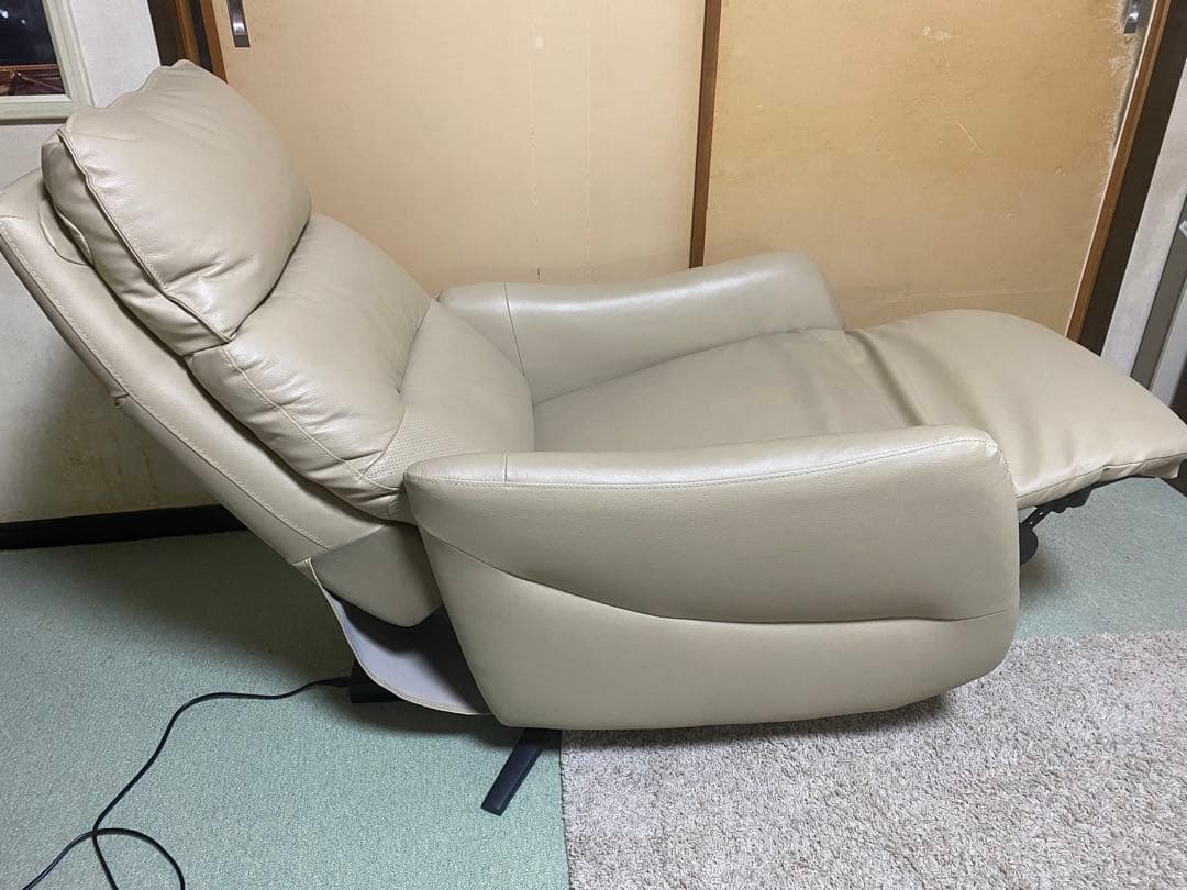 1人がけリクライニング　ヒーター送風付き　ニトリ