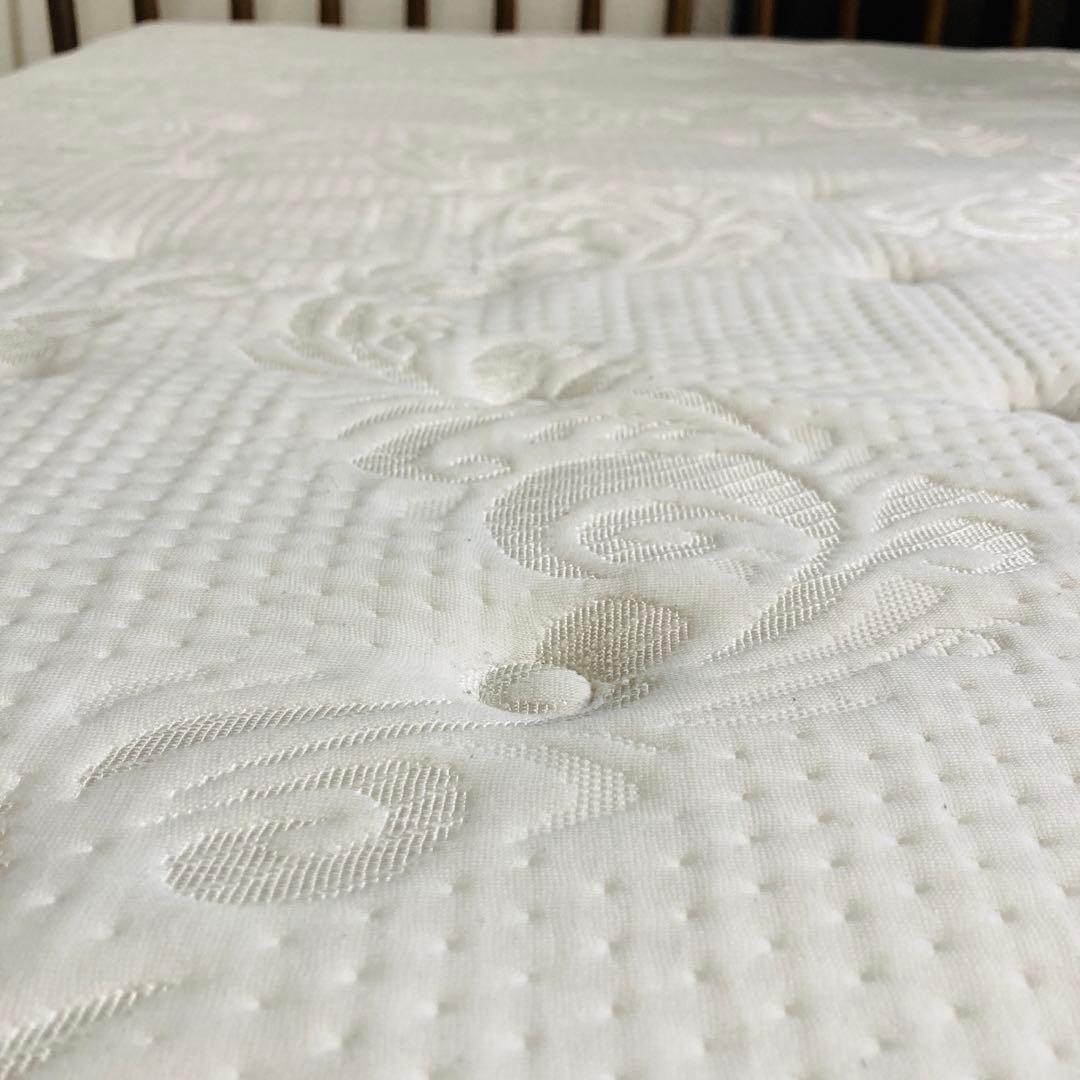 【本日だけお値下げ中】ダブルマットレス(ニトリ Nスリープ プレミアム)