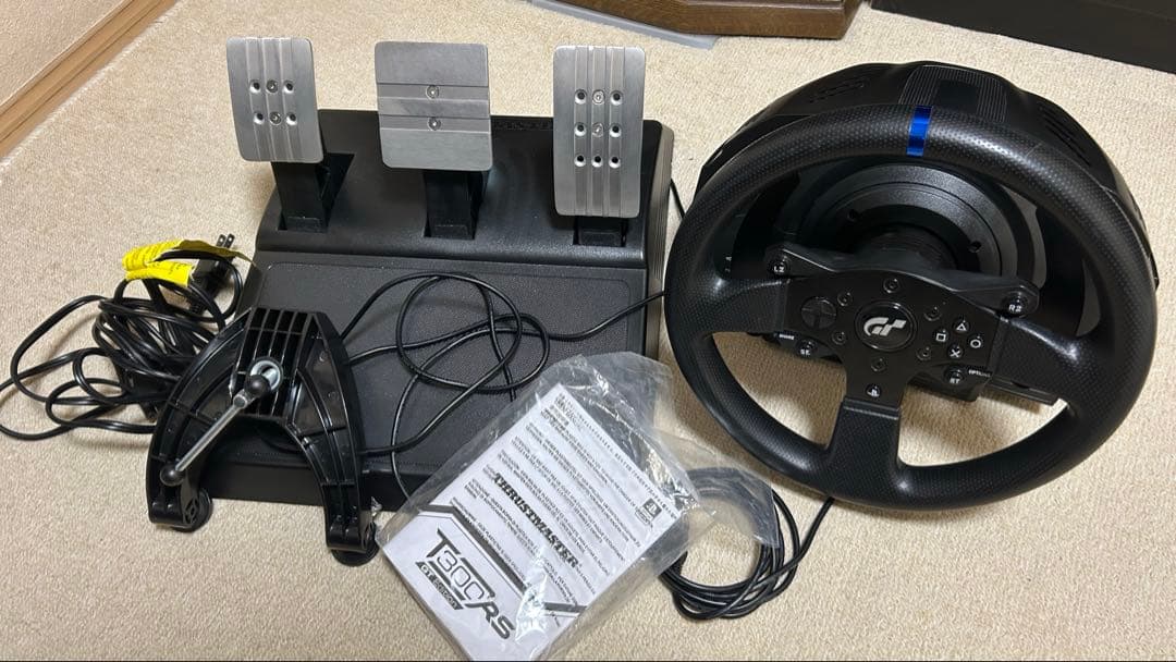 その他 Thrustmaster T300RS