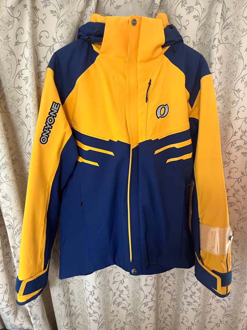 ONONE オンヨネ　デモ スキーウェア セット