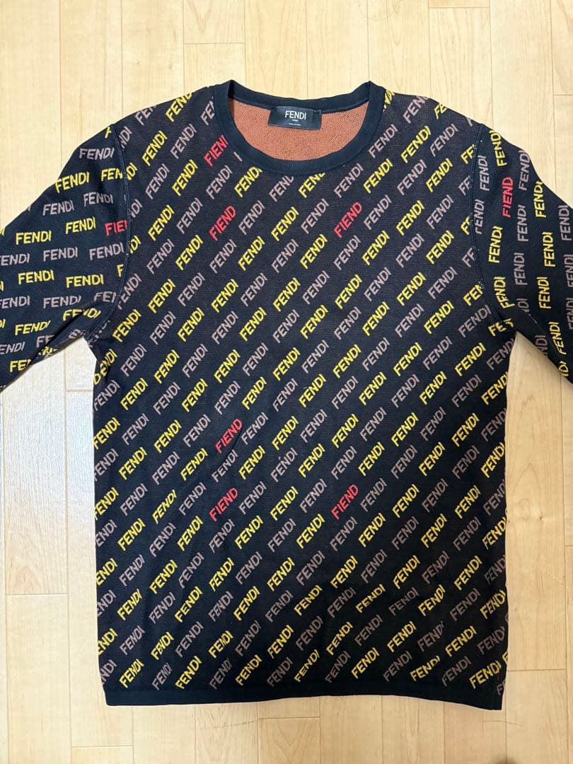 FENDI ロゴプリント クルーネックニットセーター