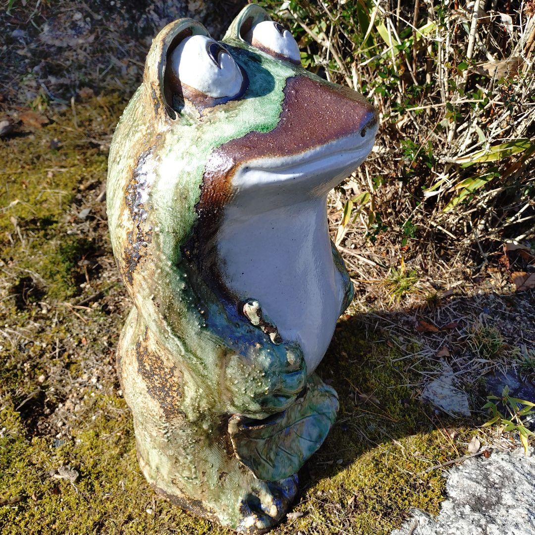 信楽焼　手作り出目笑い立ち蛙　(特大) 52cm　蛙　カエル　かえる