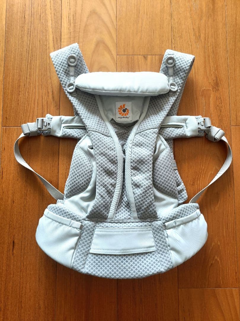 ergobaby☆OMNI Breeze