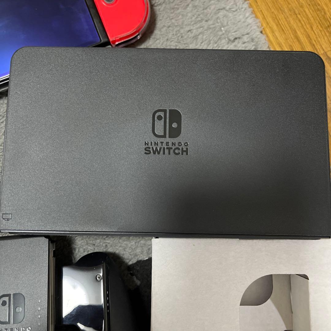 Nintendo Switch EL モデル　青/赤 肉球ボタン