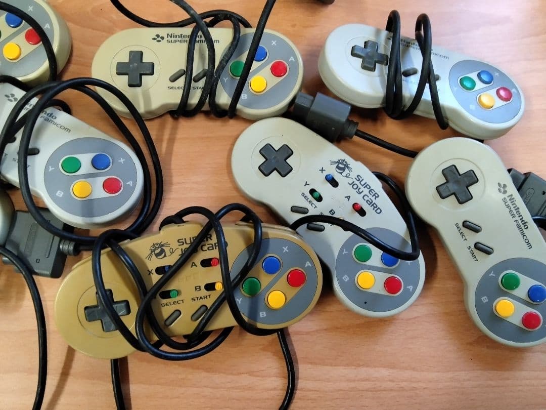 (送料無料鹿児島発)ジャンク品 任天堂 ゲーム機コントローラーセット