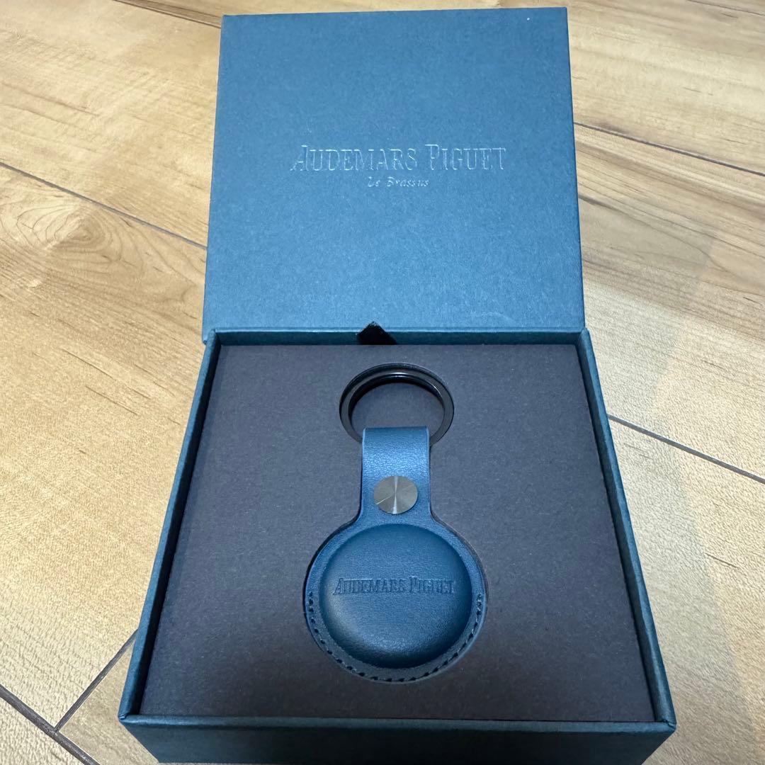 オーデマピゲ　レザーキーホルダー　 AirTag付き