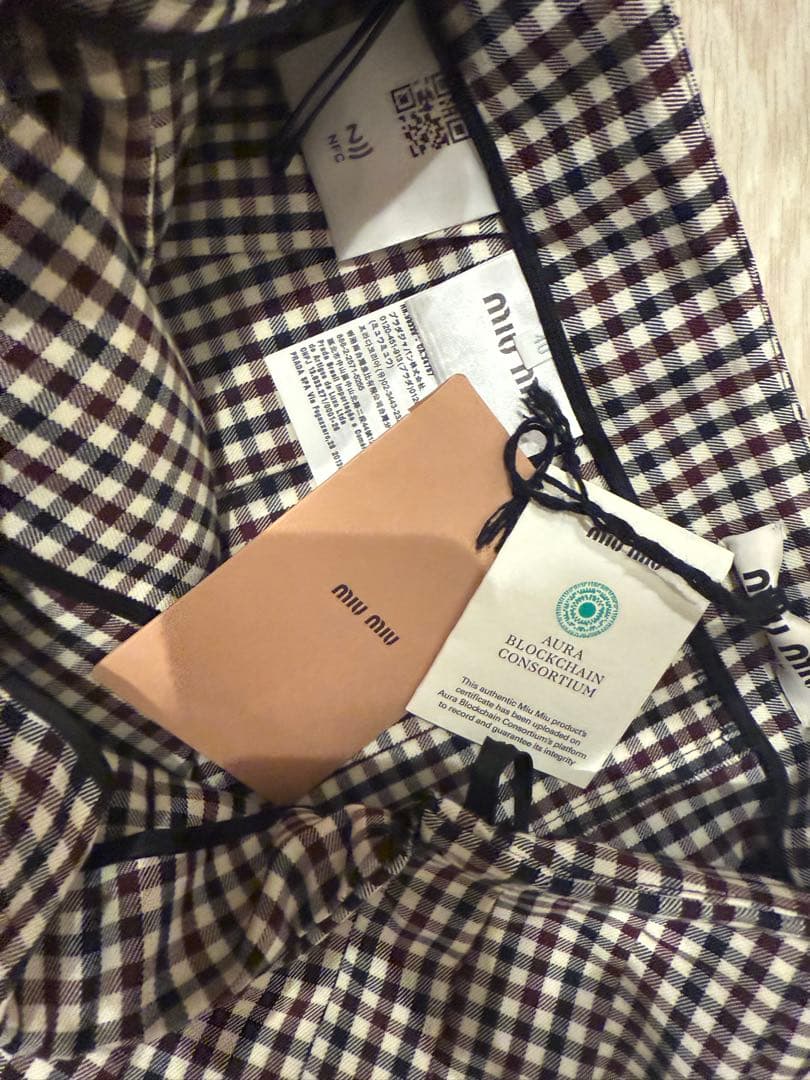 miu miu プリーツスカート