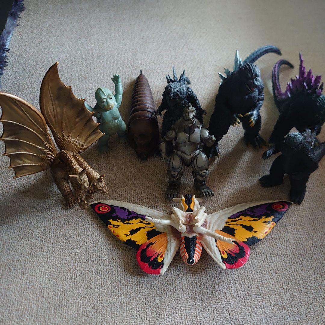 ゴジラシリーズフィギュアセット（モスラ付き）