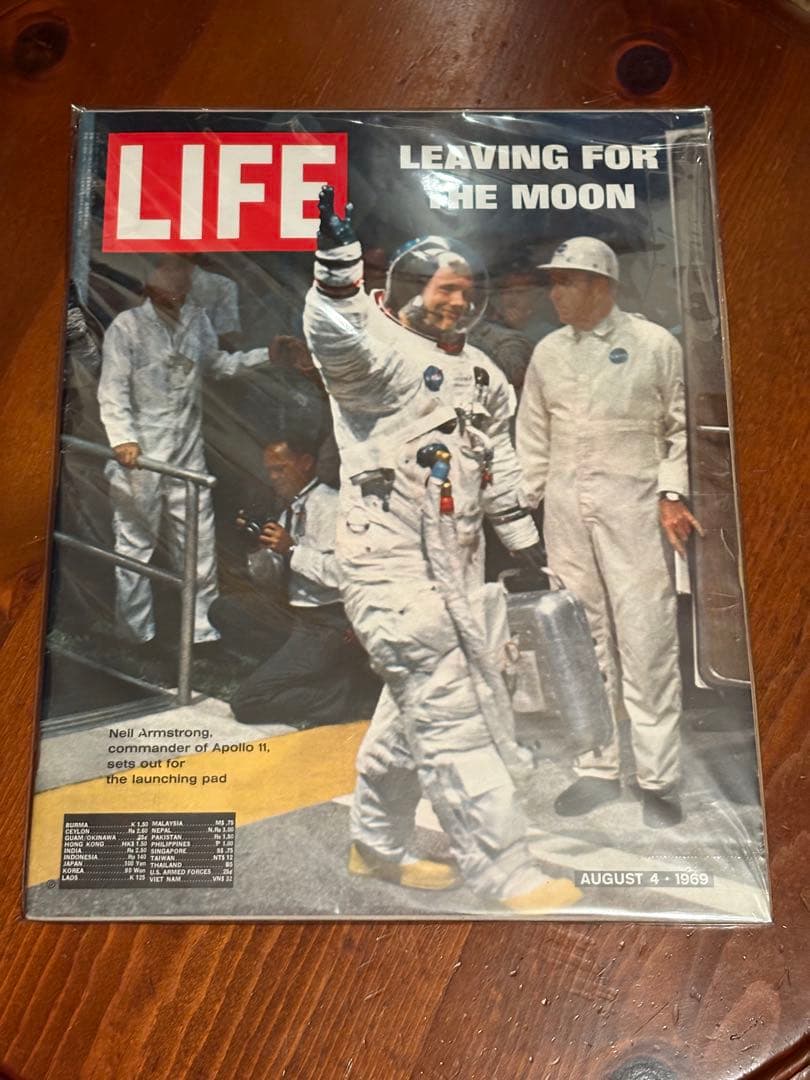 超希少　ヴィンテージLIFE誌　12冊　LIFEが入る額付き　質問はコメントへ