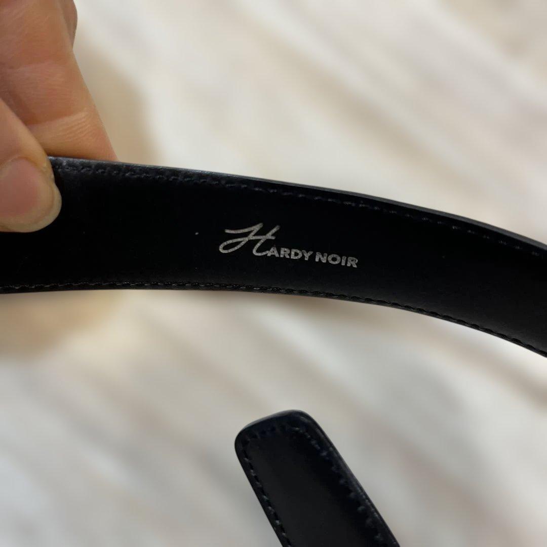 Hardy Noir 黒レザーベルト シルバーバックル