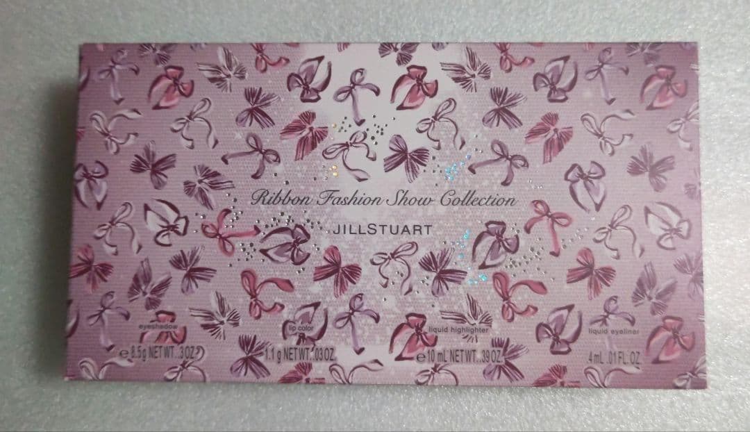 ジルスチュアート クリスマスコフレ2025 リボンファッションショーコレクション