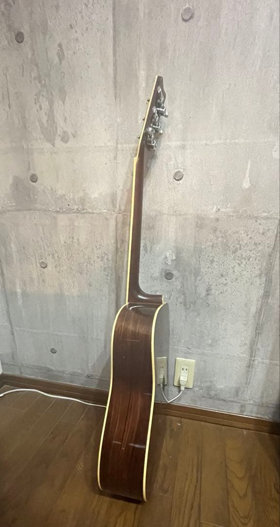 ヤマハ　YAMAHA アコースティックギター　FG−251