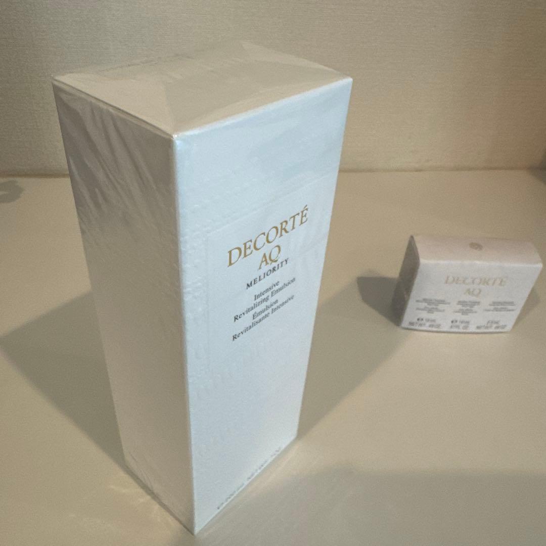 コスメデコルテ aqミリオリティ☆乳液☆新品未使用品☆おまけ付き