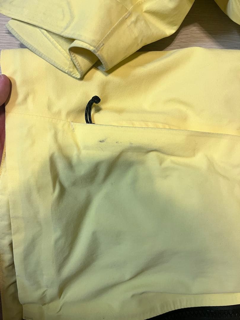 Burton スノーボードウェア フード付き