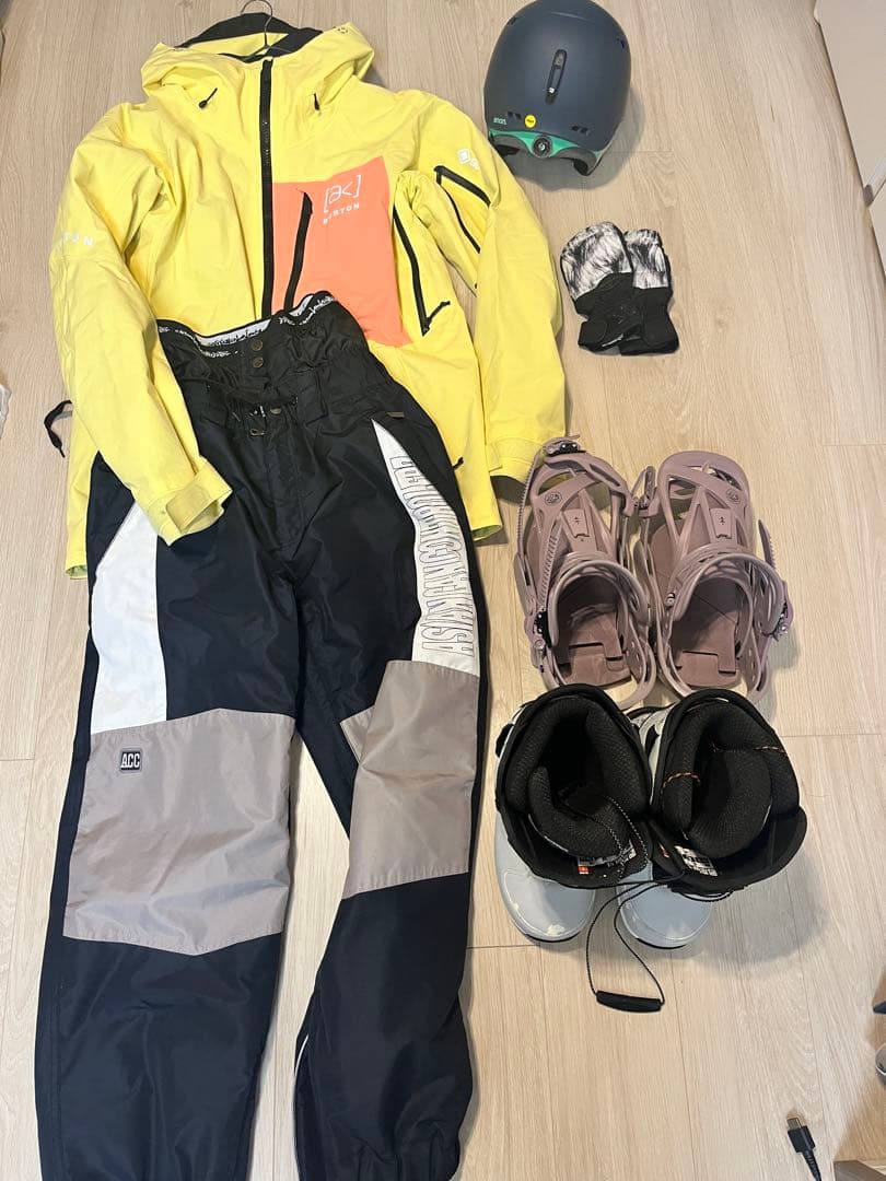 Burton スノーボードウェア フード付き