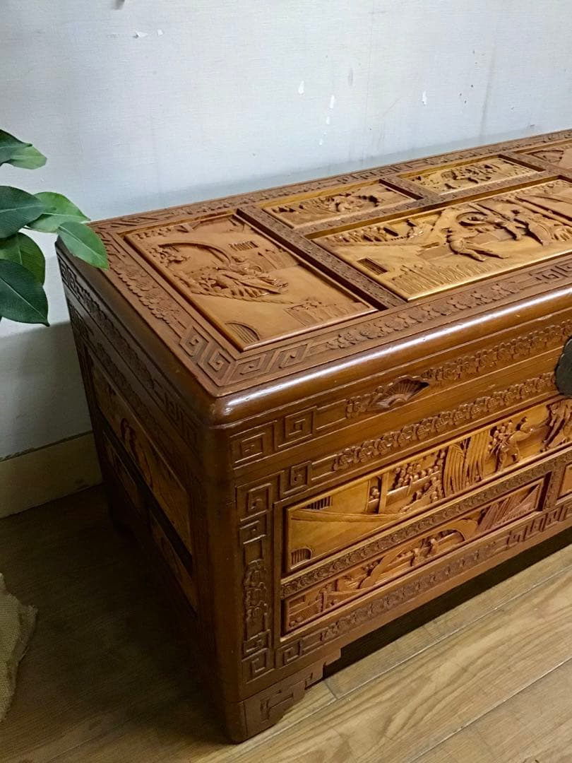 Totoro☆管370☆中国☆アンティーク☆手彫り☆カンファーチェスト